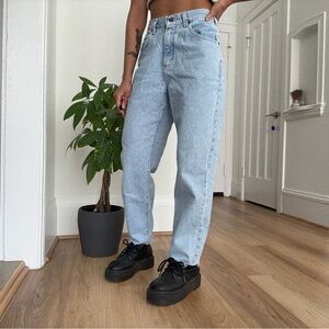 Vintage Lee High Waisted Light Wash Straight Leg Raw Hem Jeans